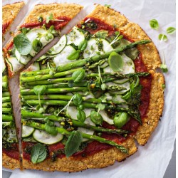Spelt pizza with vegetables